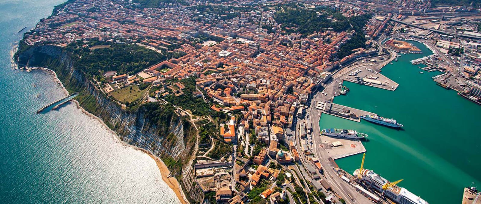 agenzia per il lavoro ancona